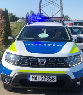 Atenţie, controale ample ale Poliţiei pe şoselele din Bihor! Tânăr şofer de BMW prins cu 158 km/h pe centură (FOTO / VIDEO)