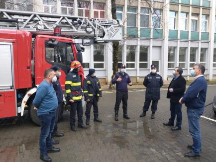 Măsuri anti incendiu la Spitalul Municipal din Oradea. Ce au descoperit pompierii, chemați de noul manager (FOTO)