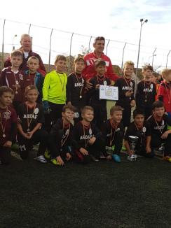 Tinerii fotbalişti de la Viitorul Oradea au câştigat faza judeţeană a competiţiei dotate cu Trofeul „Gheorghe Ola”