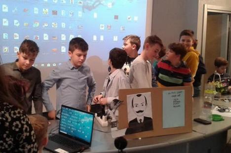 Programatorii viitorului: zeci de copii orădeni și-au prezentat invențiile și jocurile la Gala Smart (FOTO)