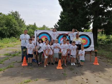 Scrimă, natație, atletism, volei. Copiii din Bihor au descoperit fascinația sportului, prin proiectul „Hercules” (FOTO)