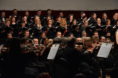 Concert pentru cor și orchestră la Filarmonica Oradea, cu invitați de la Academia de muzică „Gheorghe Dima”