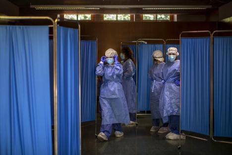 Nu mai puțin de 64 de infecții cu Covid, descoperite într-o singură zi în Bihor. Alți doi pacienți au decedat
