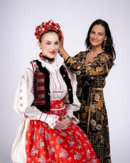 Miss à la Binș: Doi artizani din Bihor au creat cojocul și barta de mireasă pentru reprezentanta României la concursul Miss International (FOTO)
