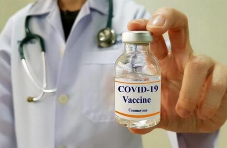 Rusia a aprobat un vaccin anti-Covid-19. Vladimir Putin: 'Una dintre fiicele mele şi-a făcut acest vaccin'