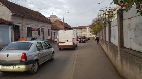 Oradea, blocată! Şantierele numeroase provoacă ambuteiaje fără precedent (FOTO / VIDEO)