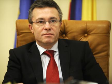 Diaconescu şi-ar asuma candidatura la şefia PSD