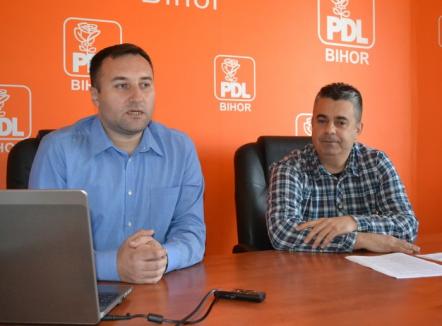 PDL şi teoria conspiraţiei: Bolojan face campanie electorală pentru candidaţii PNL la europarlamentare