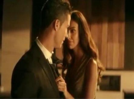 Scene sexy între Mădălina Ghenea şi Cristiano Ronaldo (VIDEO)