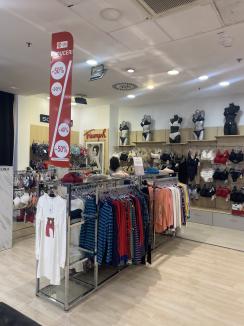 Reduceri și noi deschideri la Crișul Shopping Center (FOTO)