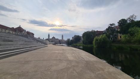 Crișul subțiat: Viitoarea promenadă de pe Crișul Repede ar putea destabiliza Podul Sf. Ladislau! (FOTO)