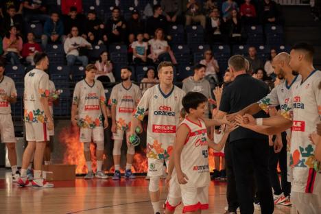 Baschet: CSM CSU Oradea a suferit prima înfrângere din noua ediţie de campionat