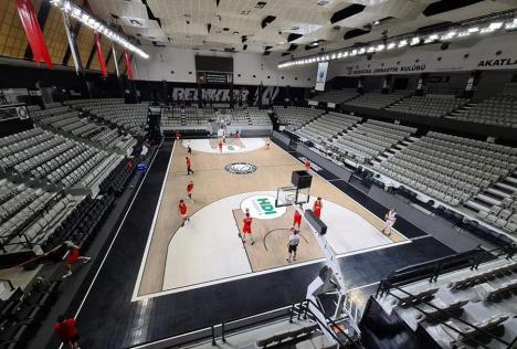 CSM CSU Oradea a ajuns în Turcia, pentru turneul din FIBA Europe Cup
