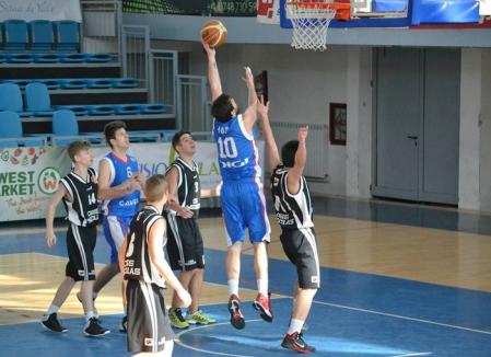 Prima victorie pentru baschetbaliştii echipei a doua a CSM U Oradea