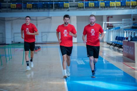 Echipa de handbal CSM Oradea a început pregătirile, cu trei noutăţi în lot (FOTO)