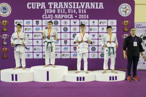 Judoka de la LPS – Champions Oradea au câştigat ediţia din acest an a Cupei Transilvania din Cluj (FOTO)