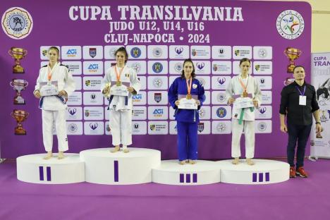 Judoka de la LPS – Champions Oradea au câştigat ediţia din acest an a Cupei Transilvania din Cluj (FOTO)