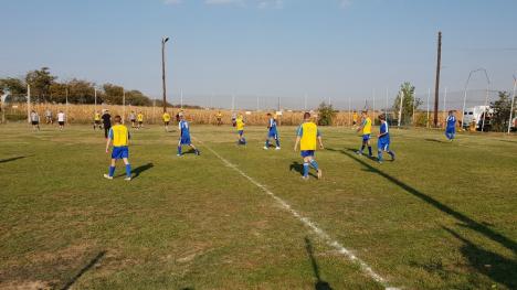 Deţinuţii din mai multe judeţe s-au întrecut la fotbal: Orădenii, pe locul II (FOTO / VIDEO)