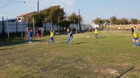 Deţinuţii din mai multe judeţe s-au întrecut la fotbal: Orădenii, pe locul II (FOTO / VIDEO)