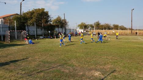 Deţinuţii din mai multe judeţe s-au întrecut la fotbal: Orădenii, pe locul II (FOTO / VIDEO)