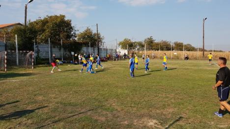 Deţinuţii din mai multe judeţe s-au întrecut la fotbal: Orădenii, pe locul II (FOTO / VIDEO)