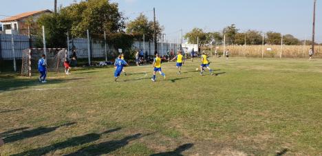 Deţinuţii din mai multe judeţe s-au întrecut la fotbal: Orădenii, pe locul II (FOTO / VIDEO)