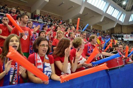 Încă o victorie pentru CSM Oradea: Baschetbaliştii au învins acasă BCM U Piteşti (FOTO)