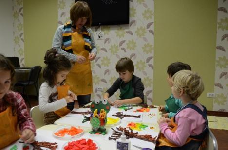 Meserie din veselie: Personajele preferate ale copiilor, aduse la petreceri de o firmă din Oradea (FOTO)