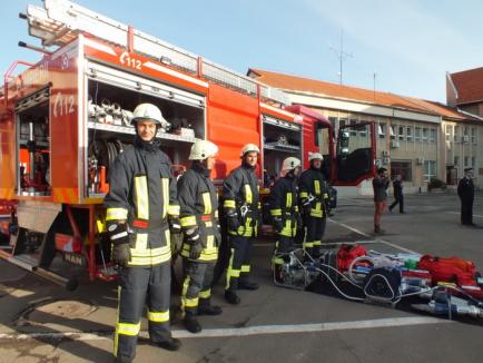 Pompierii bihoreni au primit o nouă autospecială performantă (FOTO/VIDEO)