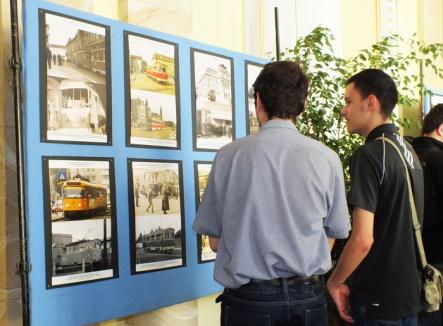 Vechi vs. Nou: Fotografii cu tramvaiele orădene, expuse la Primărie (FOTO)