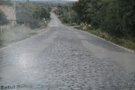 Nu vor să muncească! Drumurile Naţionale Oradea ţine DN19B plin de gropi deşi are ordin să lucreze (FOTO)