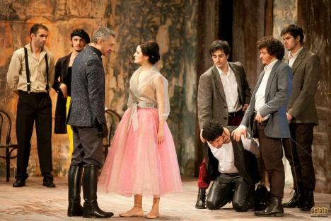 Actorii orădeni merg la Festivalul Naţional de Teatru cu Shakespeare (FOTO)