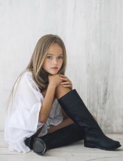 O rusoaică e supermodel la opt ani (FOTO)