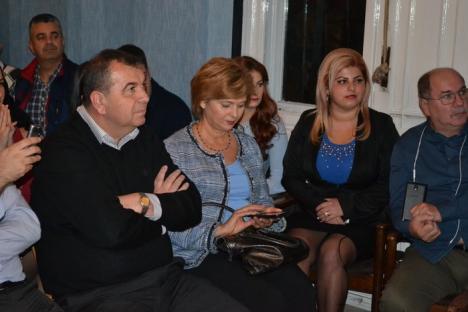 Rezultatul lui Bolojan: Preşedintele orădenilor este Klaus Iohannis, indiferent ce va mai fi la noapte (FOTO/VIDEO)