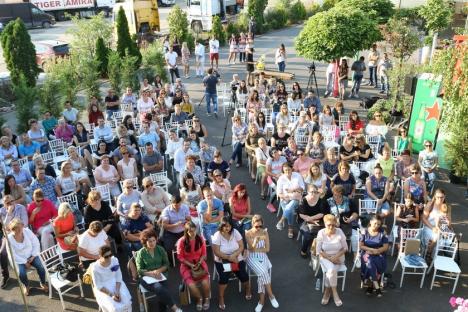 Marţi seară, la Dacardi Oradea, aranjamentele florale s-au transformat în adevărate opere de artă! (FOTO / VIDEO)