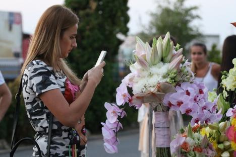 Marţi seară, la Dacardi Oradea, aranjamentele florale s-au transformat în adevărate opere de artă! (FOTO / VIDEO)