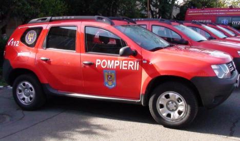 Pompierii bihoreni au primit cinci maşini Dacia Duster