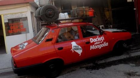 Aventurierii: Trei români merg cu o Dacia 1310 până în Mongolia (FOTO)