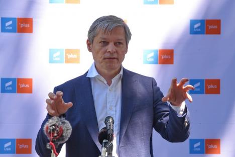 Dacian Cioloș este noul președinte al USR-PLUS. În competiţie cu Dan Barna, a luat 50,8% din voturi