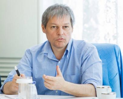Dacian Cioloş a lansat platforma România 100: Principiile şi proiectele pe care le propune