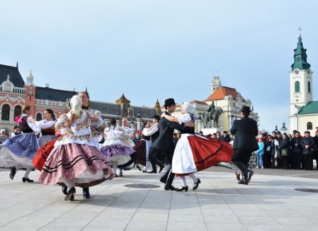 Zilele Culturii Maghiare: Un weekend cu csárdás şi operete în Cetatea Oradea