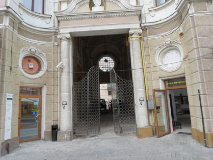 Cum va arăta Pasajul Madach: Va avea terasă închisă cu uşi glisante! (FOTO)