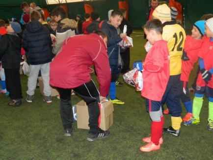 Cei mai tineri fotbaliști orădeni s-au întâlnit într-un turneu la Şcoala Sportivă