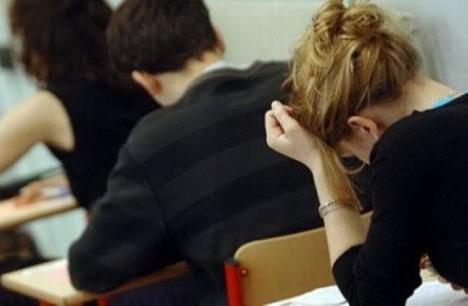 Aproape jumătate din profesorii bihoreni au picat examenul de definitivat