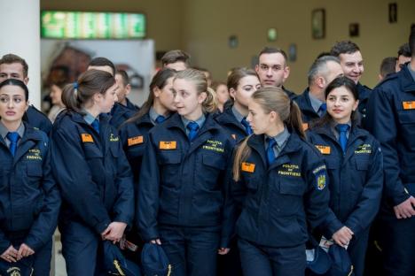 Învăţaţi să ajute: O mie de cursanţi la lecţia de prim-ajutor ţinută de specialiştii de la Ambulanţă (FOTO/VIDEO)