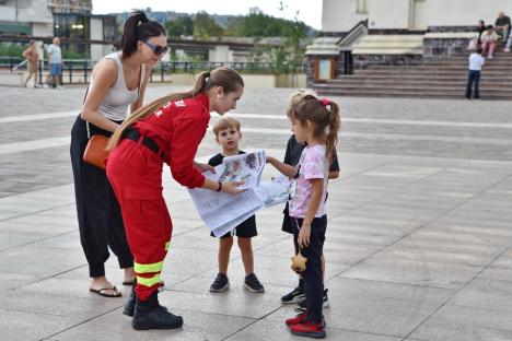 Ziua Pompierilor, sărbătorită la Oradea: Copiii au aflat ce înseamnă să fii salvator (FOTO)