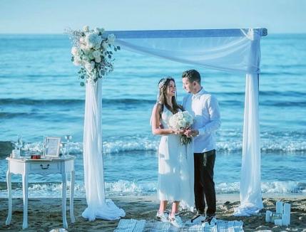 #JustMarried: Denisa Hodișan s-a măritat cu Flick Domnul Rimă (FOTO / VIDEO)