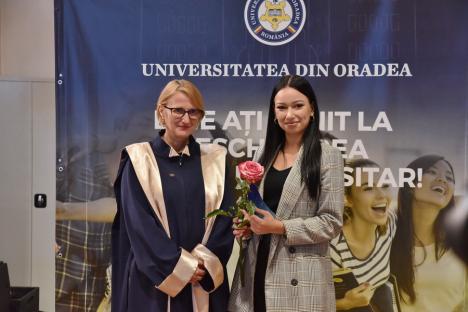 Universitatea din Oradea începe noul an cu un număr record de studenți și prima în țară la numărul specializărilor de masterat (FOTO)