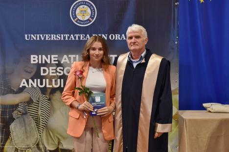 Universitatea din Oradea începe noul an cu un număr record de studenți și prima în țară la numărul specializărilor de masterat (FOTO)