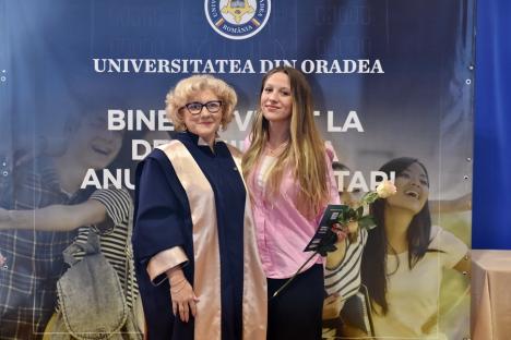 Universitatea din Oradea începe noul an cu un număr record de studenți și prima în țară la numărul specializărilor de masterat (FOTO)